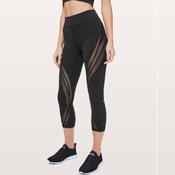 Lululemon Never Still Crop 21 Black Leggings Size 6 - Picture 1 of 10